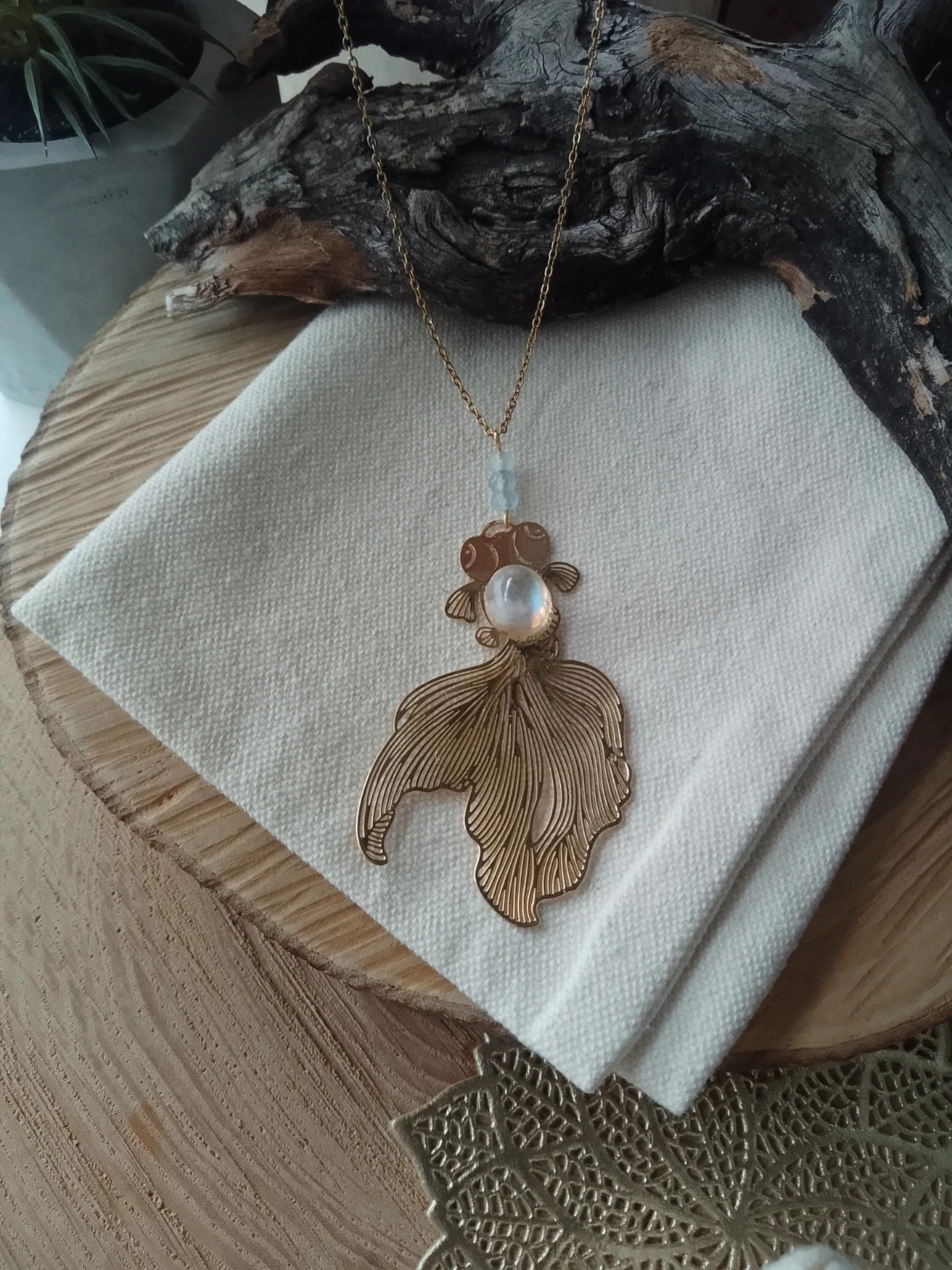 Collier poisson pierres de lune et aigue marine – photo 2